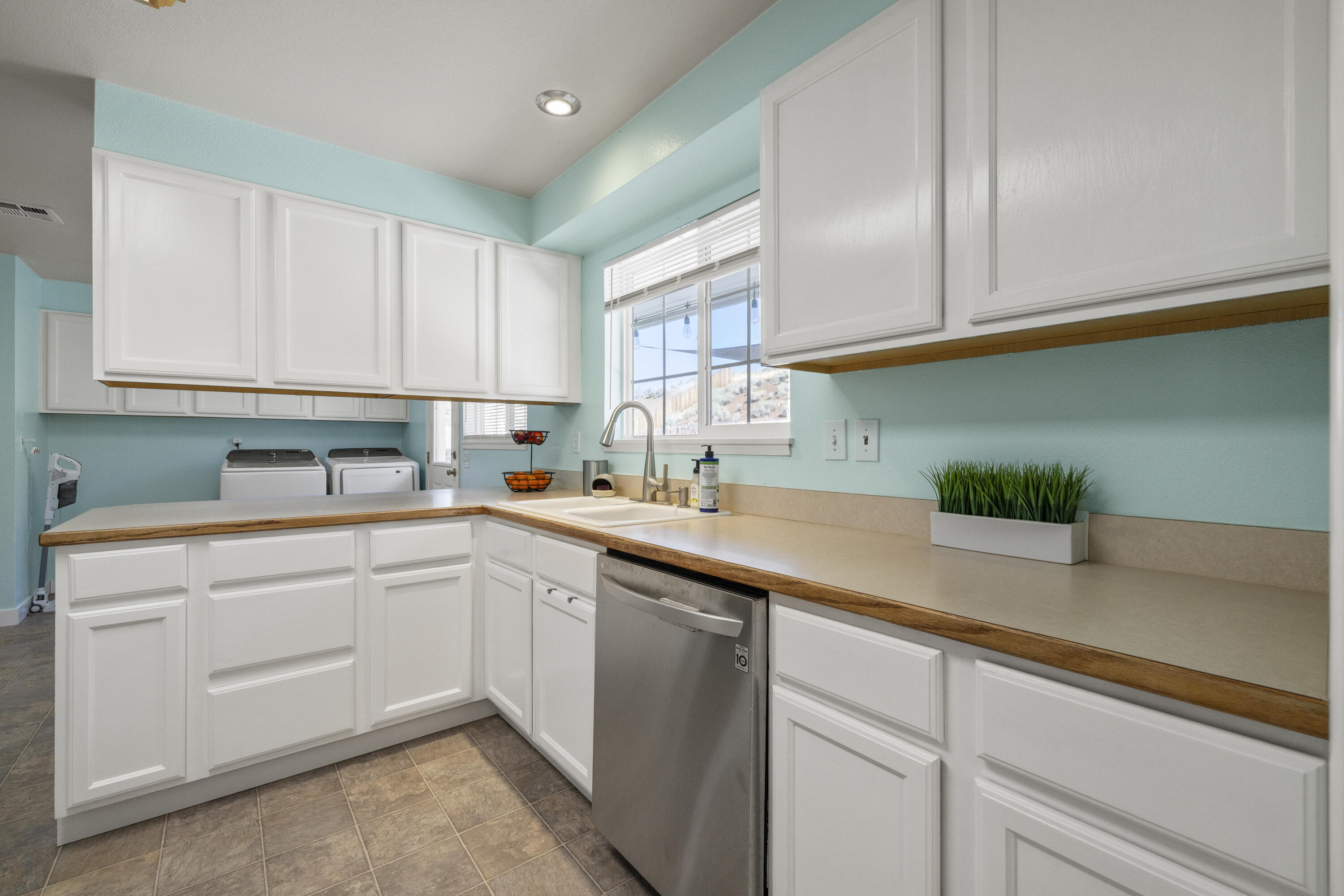 Falcon Heights Condominiums -Stage I - Residential