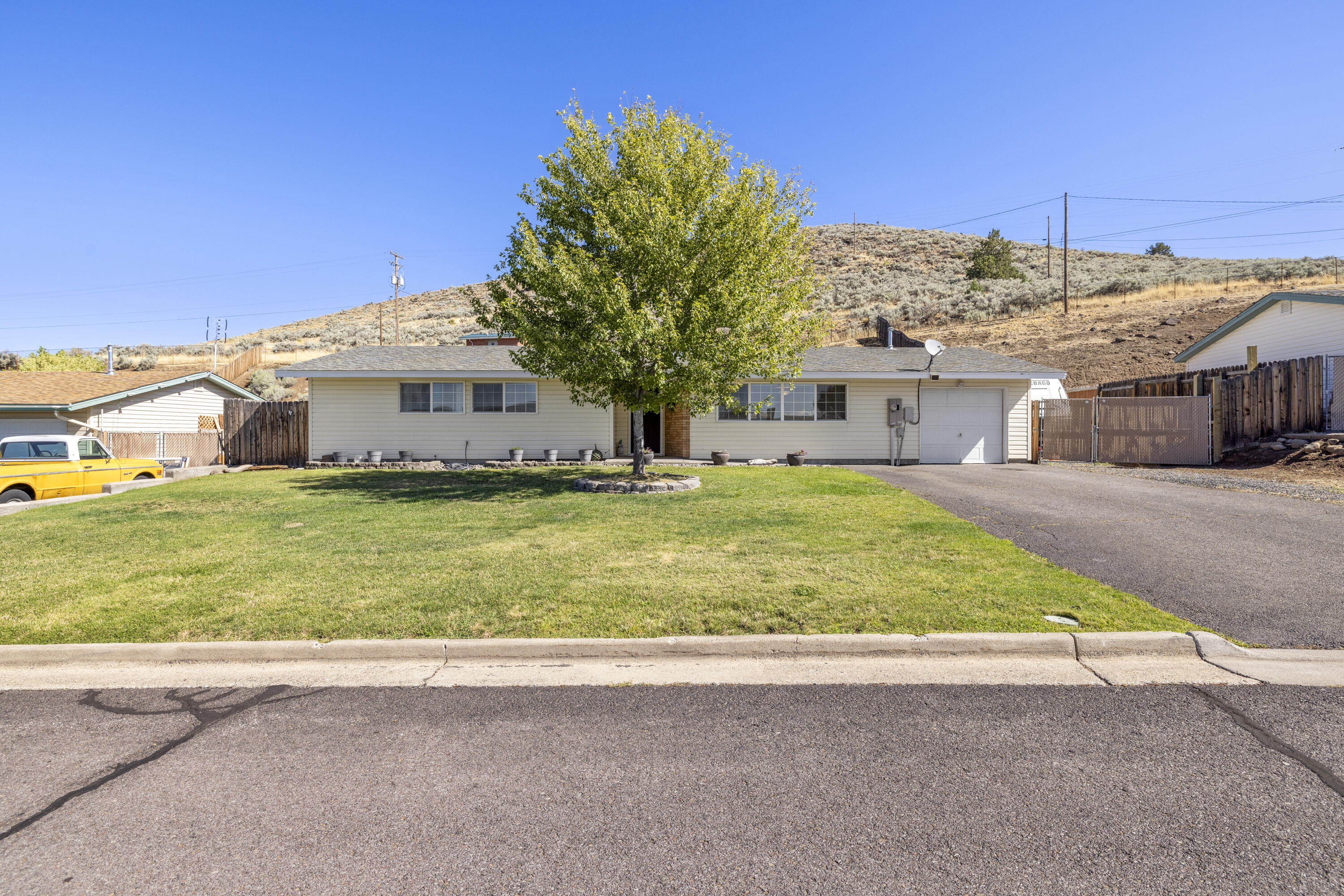 Falcon Heights Condominiums -Stage I - Residential