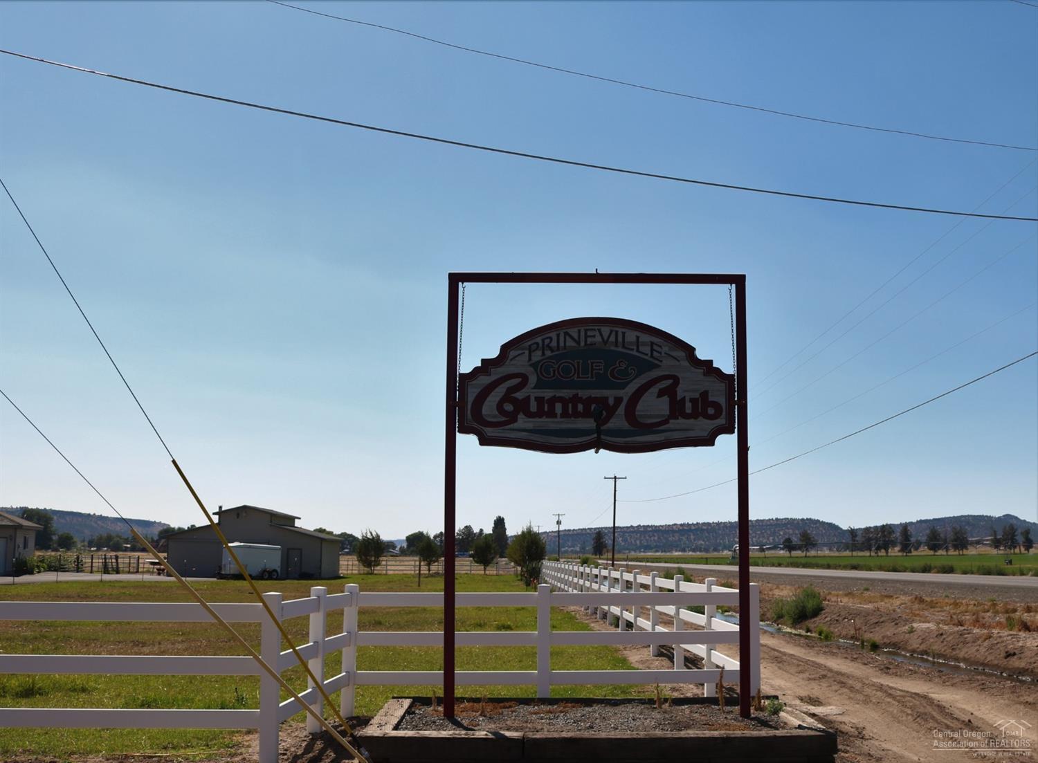 The Est at Ochoco Cr - Land