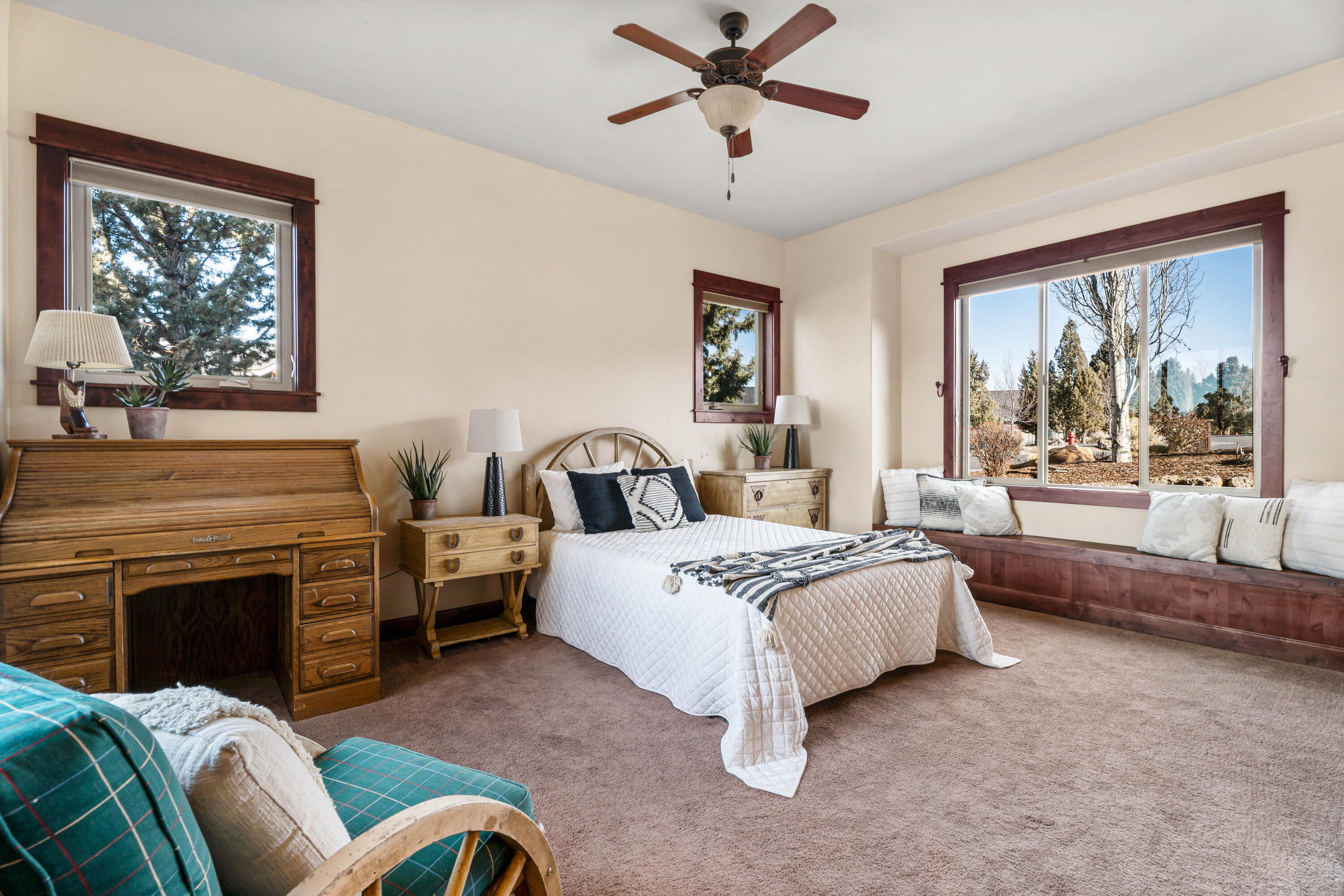 Eagle Crest - Residential