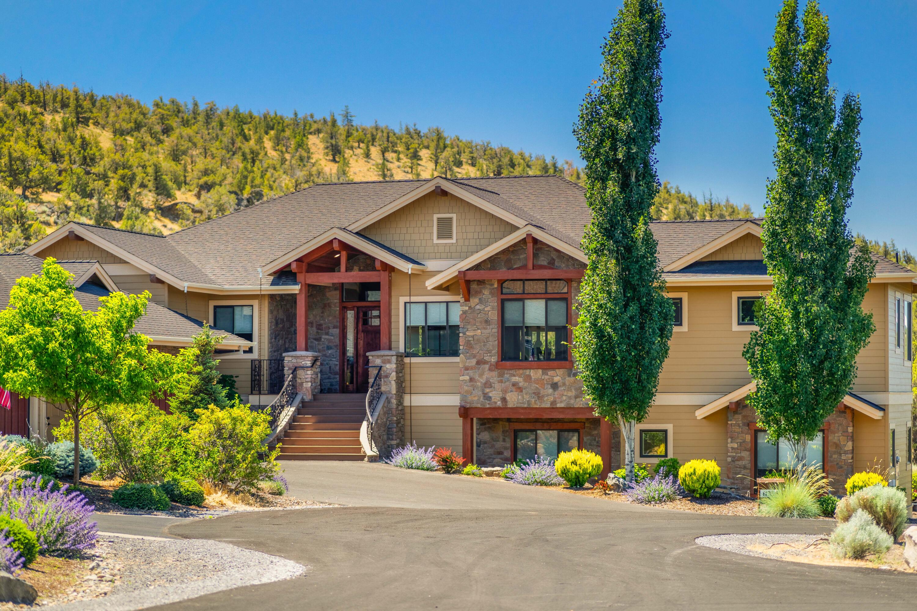 11358 HIghcrest Court