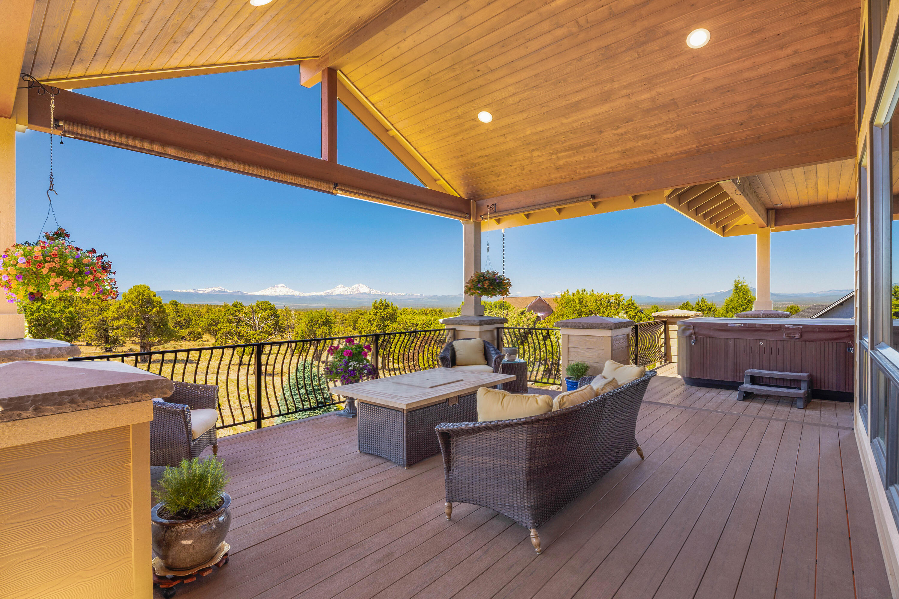 Eagle Crest - Residential