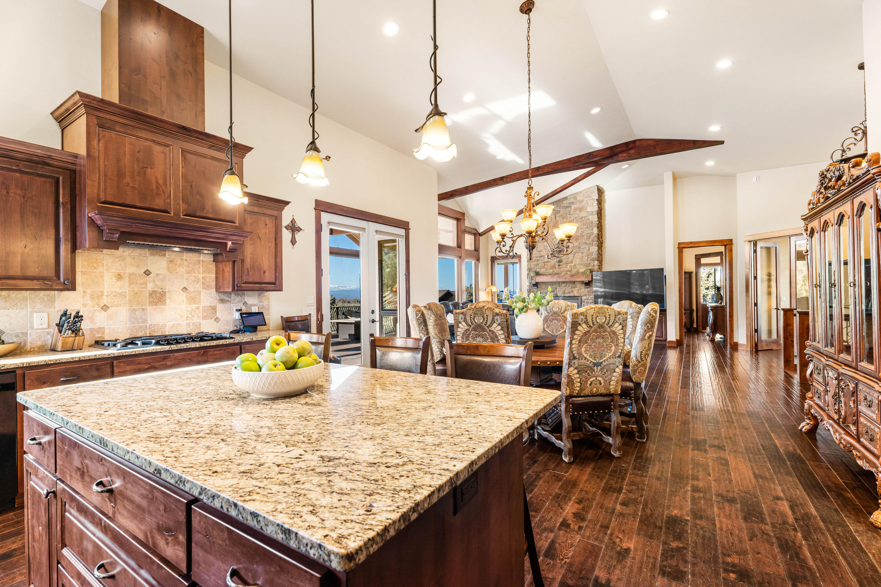 Eagle Crest - Residential