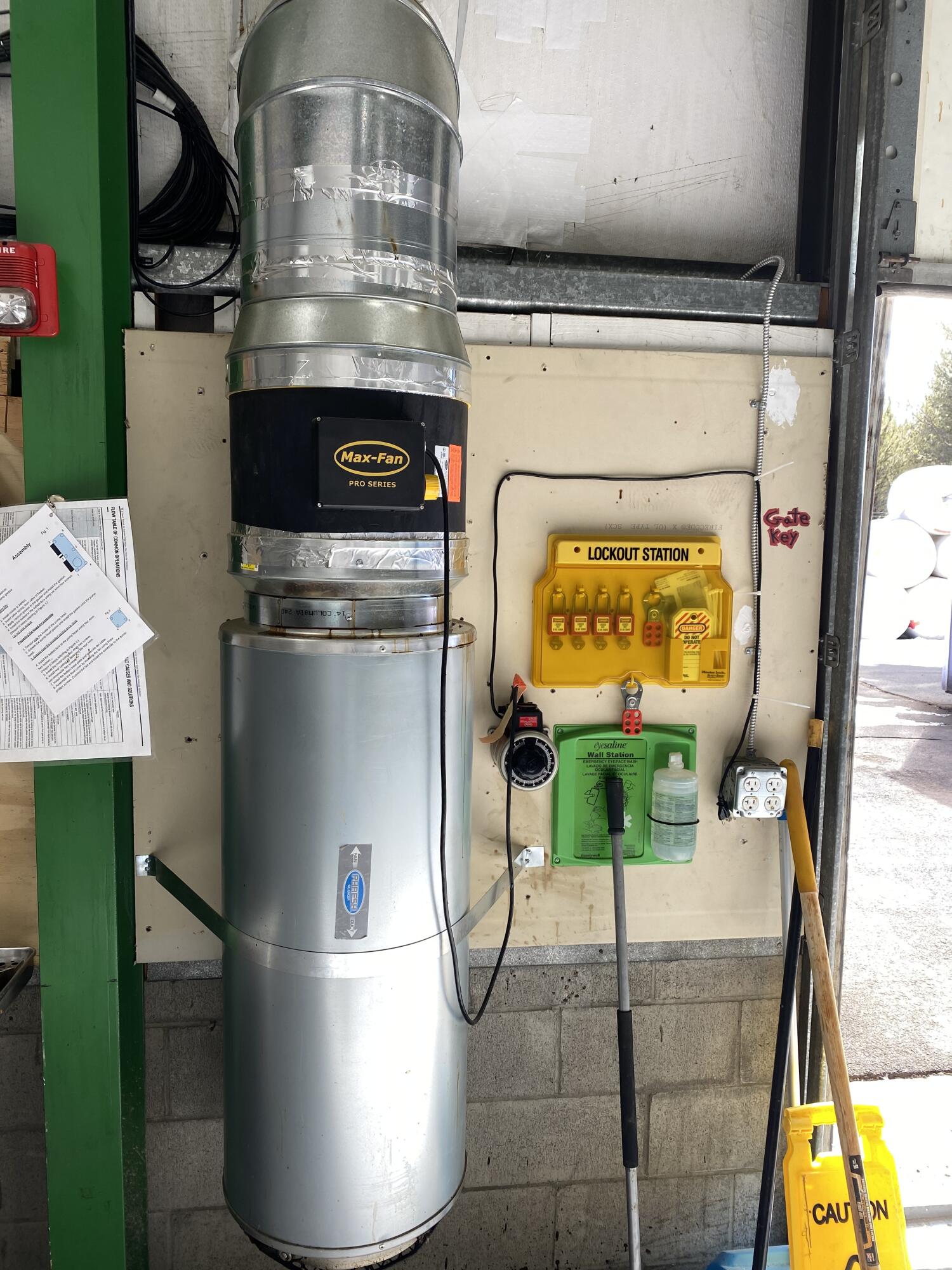 Lapine Industrial - Commercial Sale