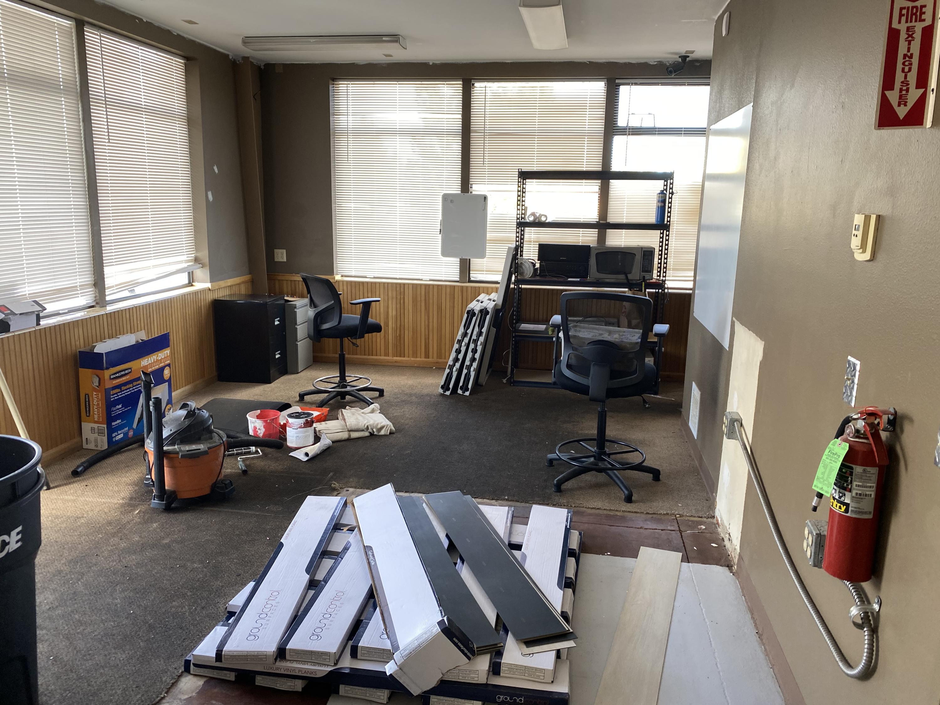 Lapine Industrial - Commercial Sale