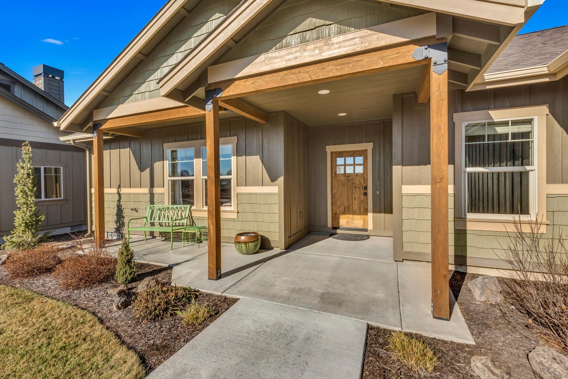 Saddle Ridge - Residential