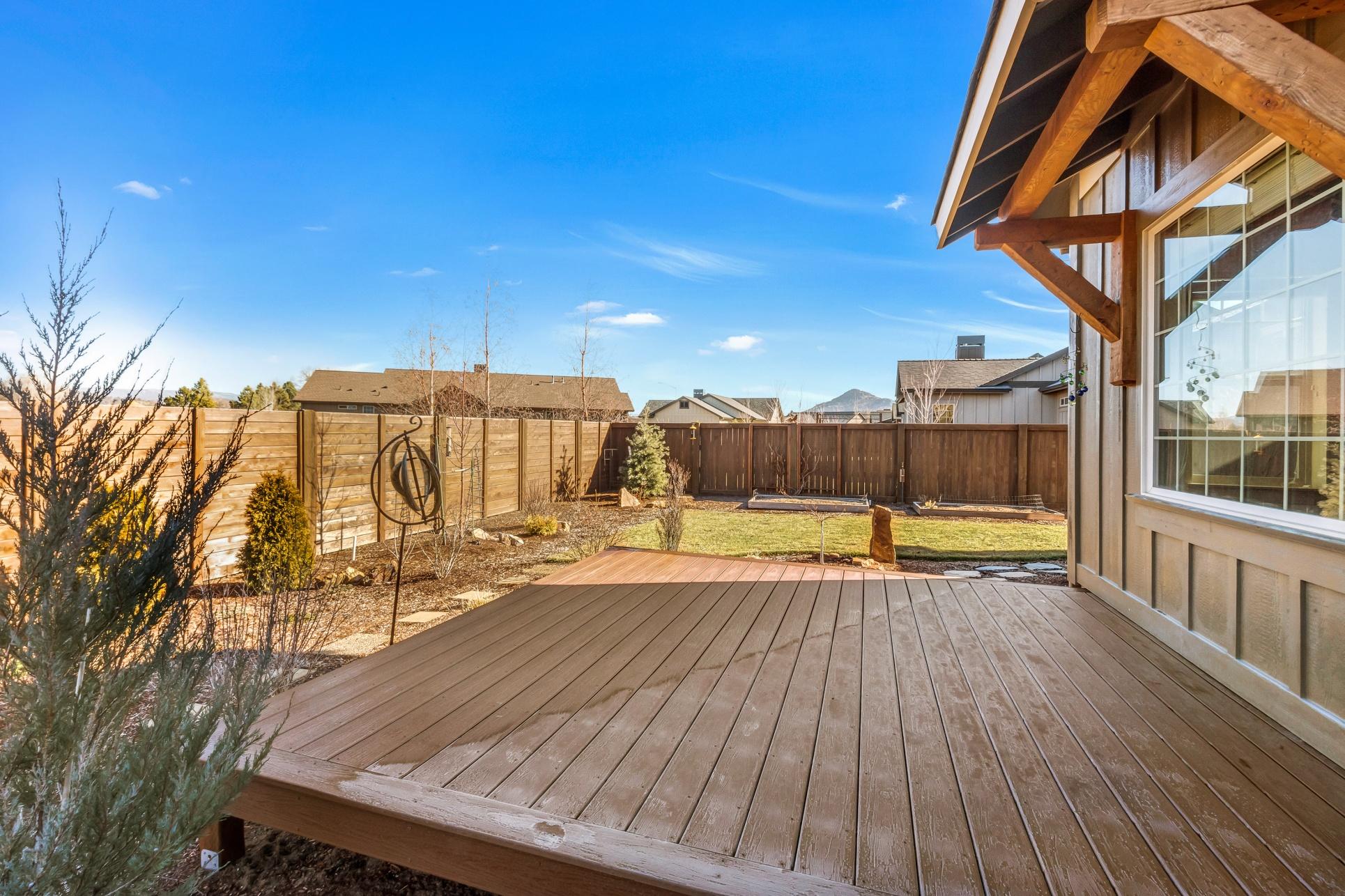 Saddle Ridge - Residential