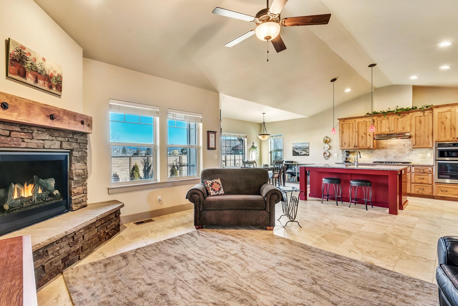 Saddle Ridge - Residential