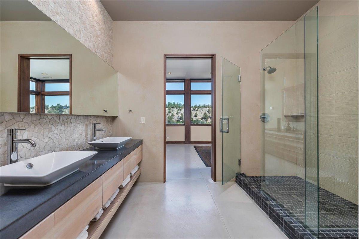 Deschutes River Ranc - Residential