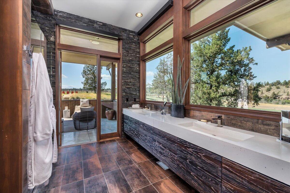 Deschutes River Ranc - Residential