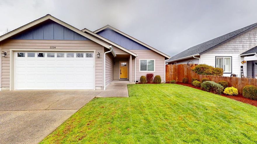 Turn key  2013 built home in Grants Pass. Quiet neighborhood, Home offers 1467 sq ft, 3 bdrm & 2 baths. Vaulted Ceilings in the Great Room with an open floor plan. Kitchen is well lit w/lots of recessed lighting, granite counter tops, alder cabinets through out. Huge 10 foot long kitchen island w/gas cook top & stainless steel/black appliances. Lower cabinet's features pull out drawers. Master bedroom has a walk-in closet w/Ensuite bedroom double vanity & rain-glass shower. Extra storage in the hallway closet, and laundry room.  Double car finished garage equipped with a exterior keypad and opener included. Well maintained property. Garden boxes and a covered patio in the backyard. Call your Agent Today. Information deemed reliable but not verified. Buyer to perform due diligence