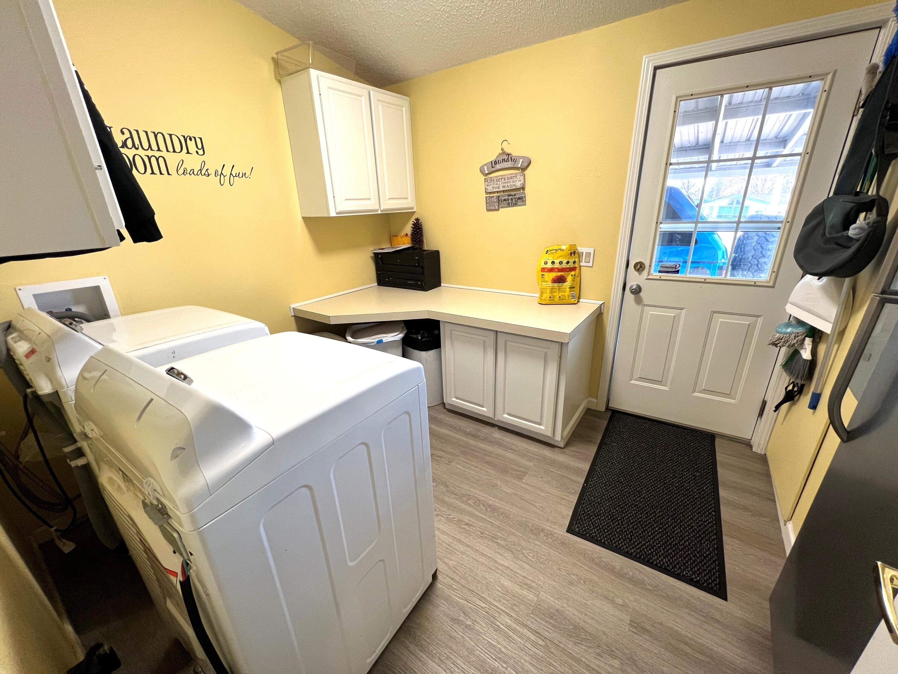 Country Green - Residential