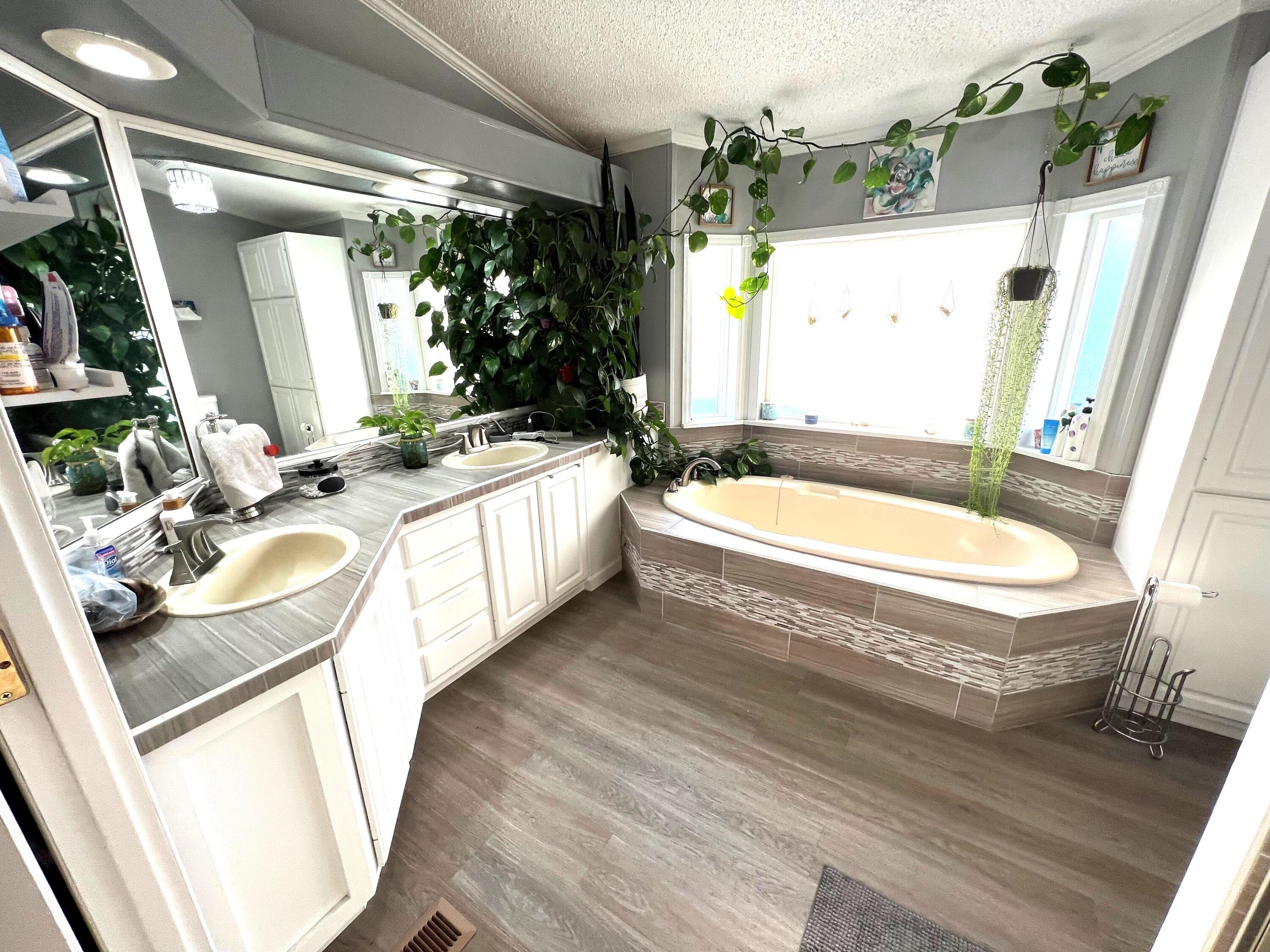 Country Green - Residential