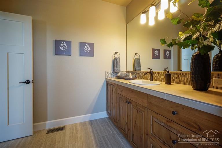 Eagle Crest - Residential