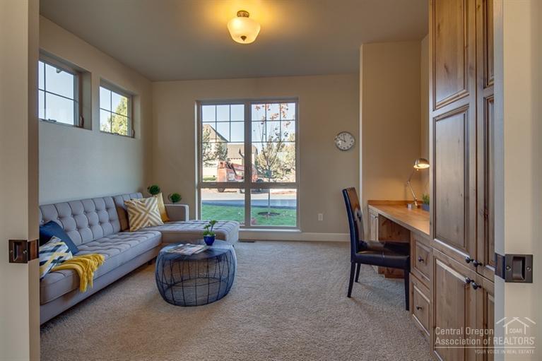 Eagle Crest - Residential