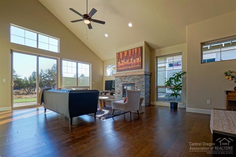 Eagle Crest - Residential