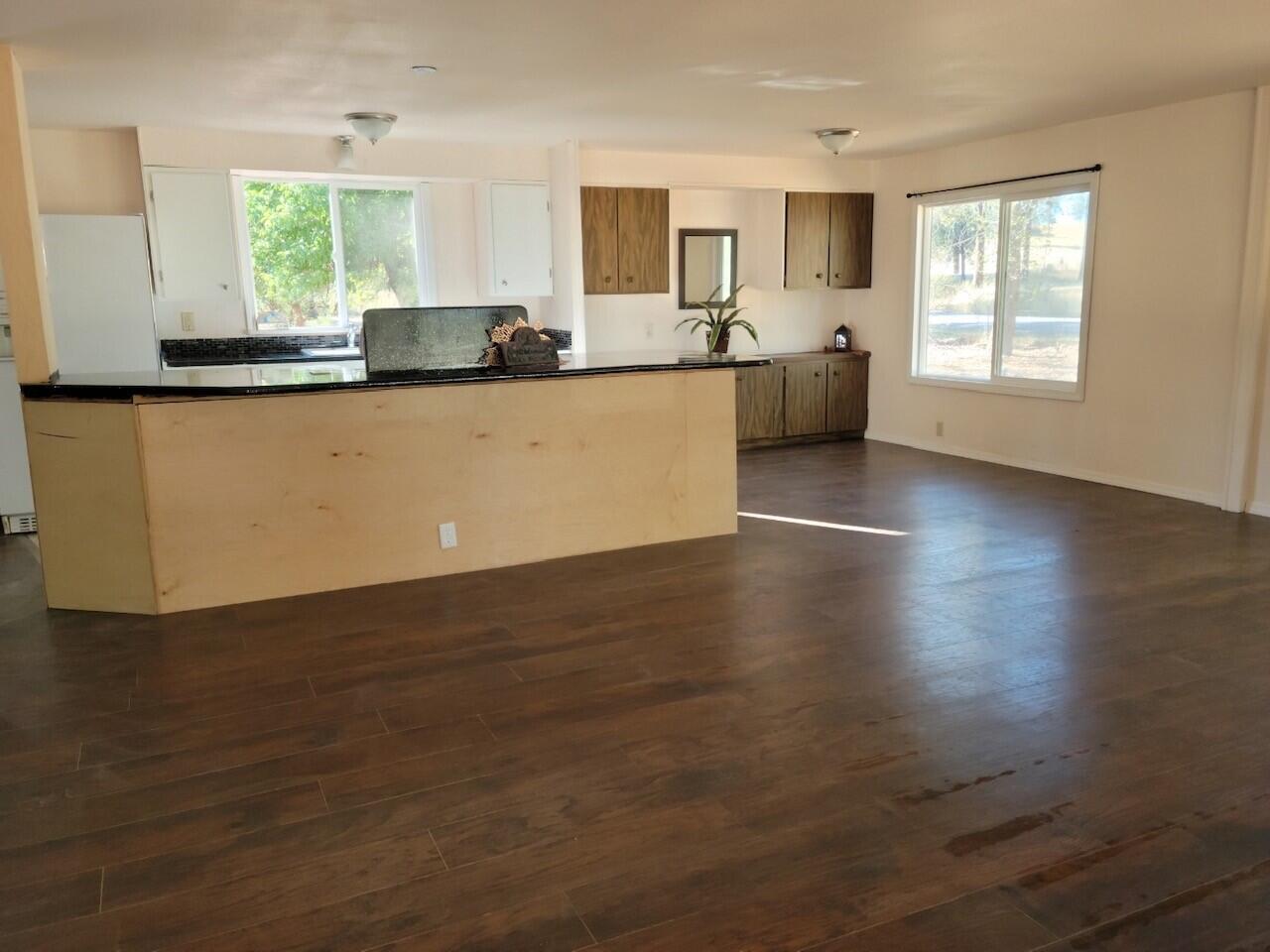 Irish Bend - Residential