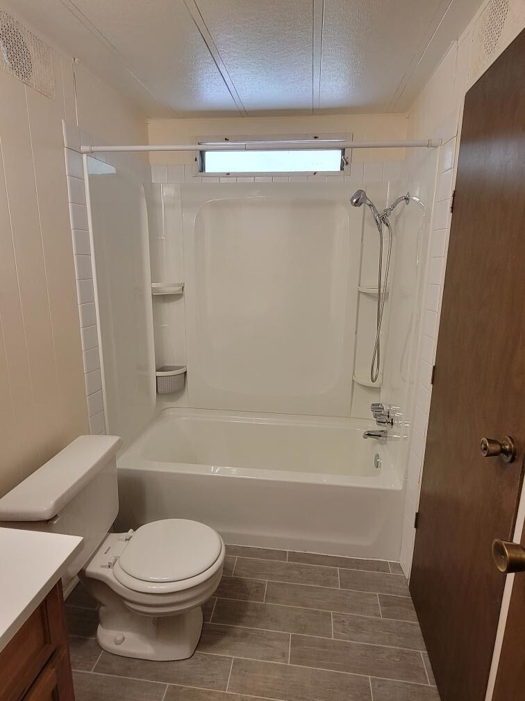 Irish Bend - Residential