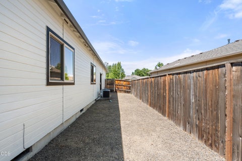 Tiny photo for 3603 Mallard Lane, Medford, OR 97504 (MLS # 220223820)