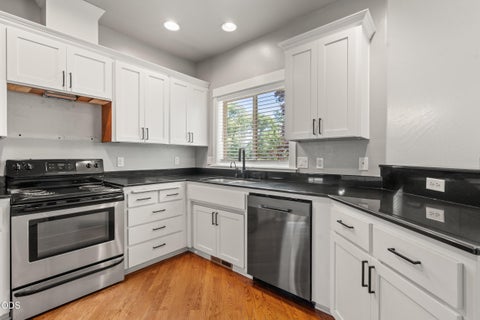 Tiny photo for 3603 Mallard Lane, Medford, OR 97504 (MLS # 220223820)
