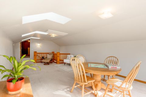 Tiny photo for 23445 Butterfield Trail, Bend, OR 97702 (MLS # 220215542)