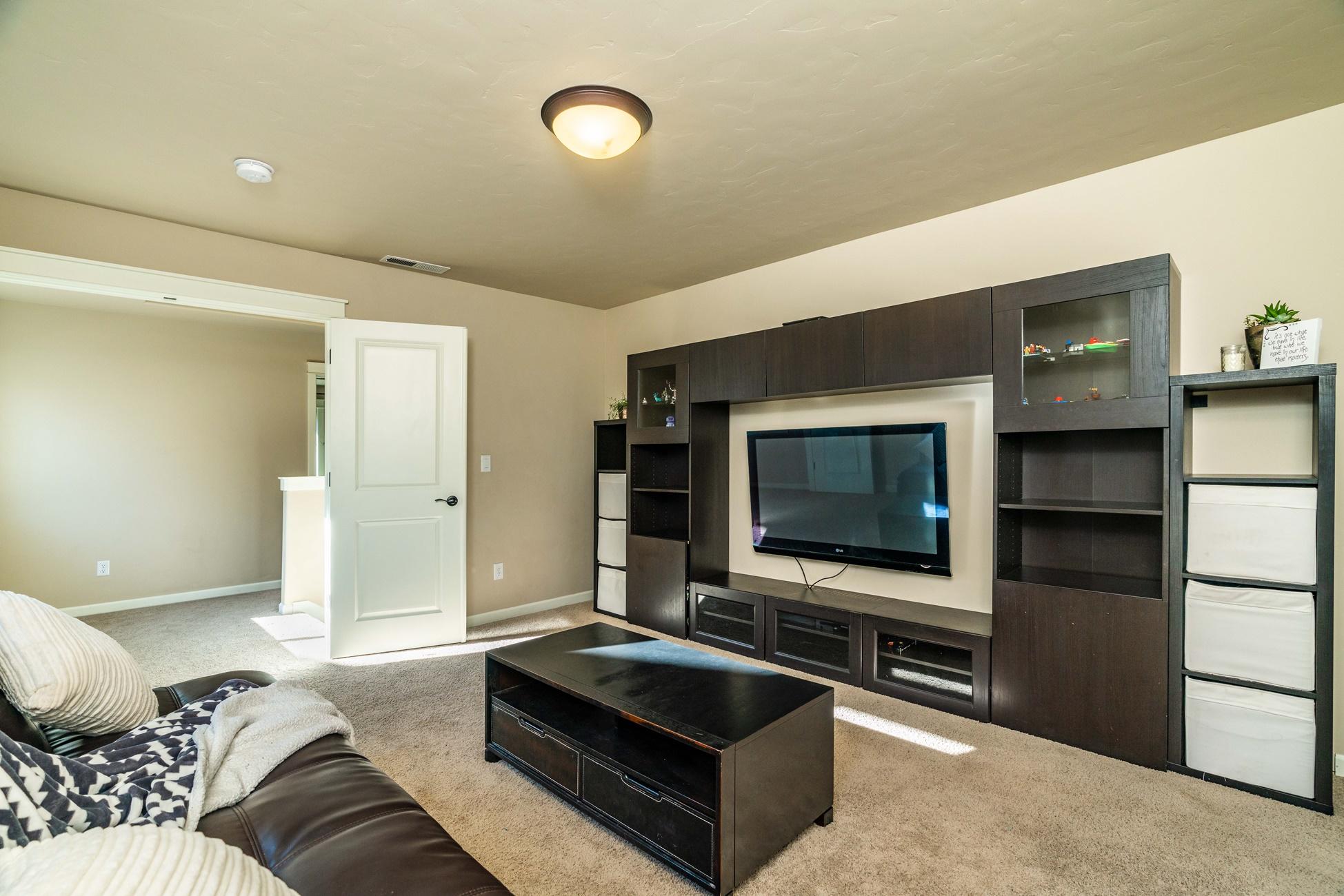 McCall Landing - Residential