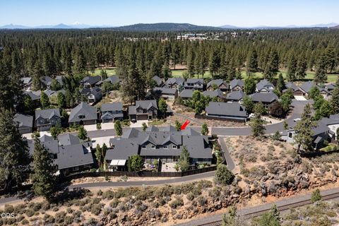 Tiny photo for 60507 Hedgewood LN, Bend, OR 97702 (MLS # 220224435)