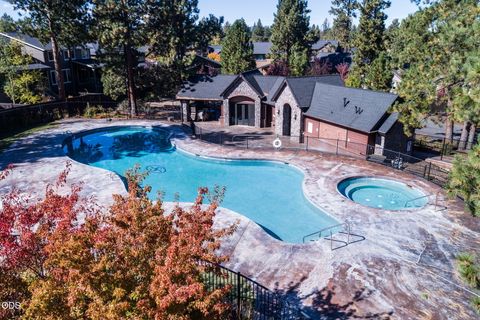 Tiny photo for 60507 Hedgewood LN, Bend, OR 97702 (MLS # 220224435)