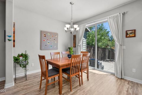 Tiny photo for 60507 Hedgewood LN, Bend, OR 97702 (MLS # 220224435)