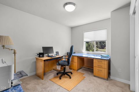 Tiny photo for 60507 Hedgewood LN, Bend, OR 97702 (MLS # 220224435)