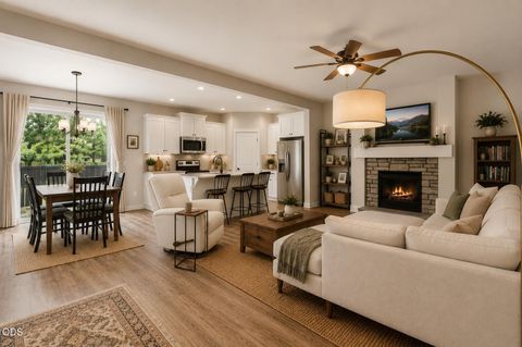Tiny photo for 60507 Hedgewood LN, Bend, OR 97702 (MLS # 220224435)