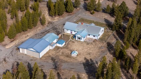 Photo of 12342 Sun Forest Dr, La Pine, OR 97739 (MLS # 220217239)