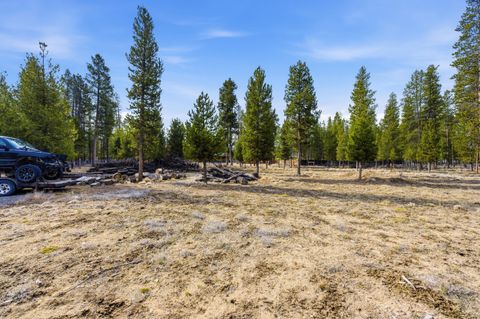 Tiny photo for 12342 Sun Forest Dr, La Pine, OR 97739 (MLS # 220217239)