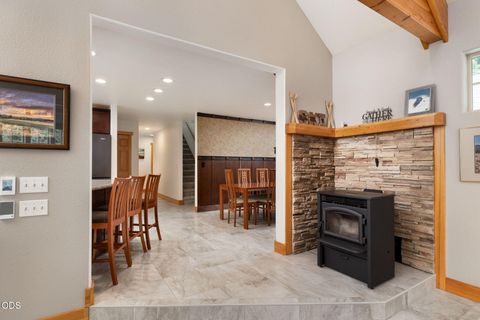 Tiny photo for 16969 Spring River Road, Bend, OR 97707 (MLS # 220222713)