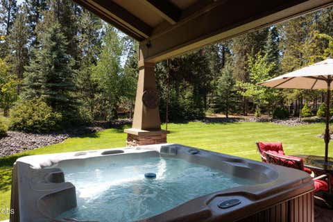 Tiny photo for 16969 Spring River Road, Bend, OR 97707 (MLS # 220222713)