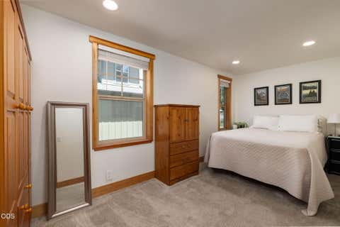 Tiny photo for 16969 Spring River Road, Bend, OR 97707 (MLS # 220222713)