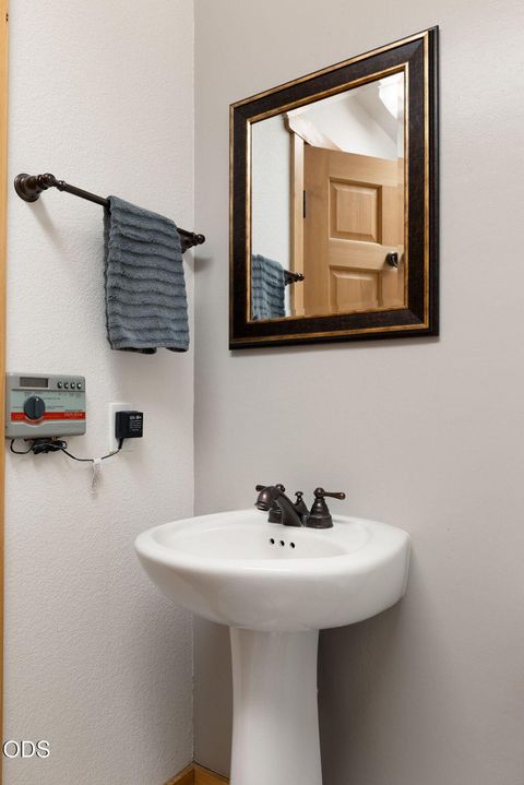 Tiny photo for 16969 Spring River Road, Bend, OR 97707 (MLS # 220222713)