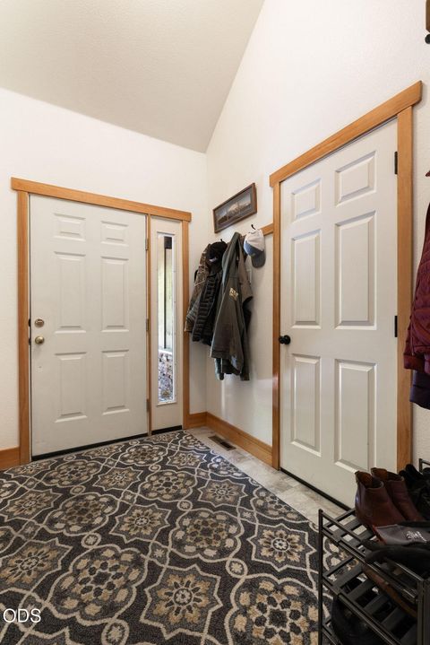 Tiny photo for 16969 Spring River Road, Bend, OR 97707 (MLS # 220222713)