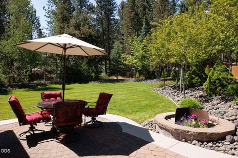 Tiny photo for 16969 Spring River Road, Bend, OR 97707 (MLS # 220222713)