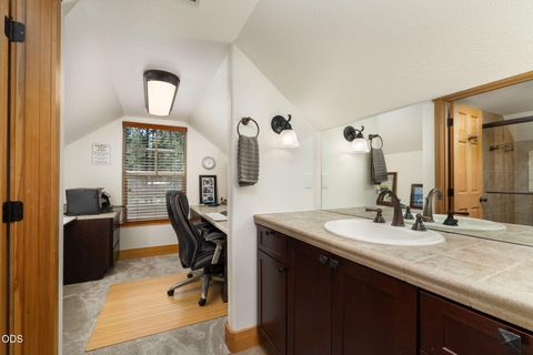 Tiny photo for 16969 Spring River Road, Bend, OR 97707 (MLS # 220222713)