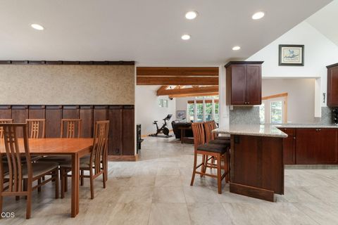 Tiny photo for 16969 Spring River Road, Bend, OR 97707 (MLS # 220222713)