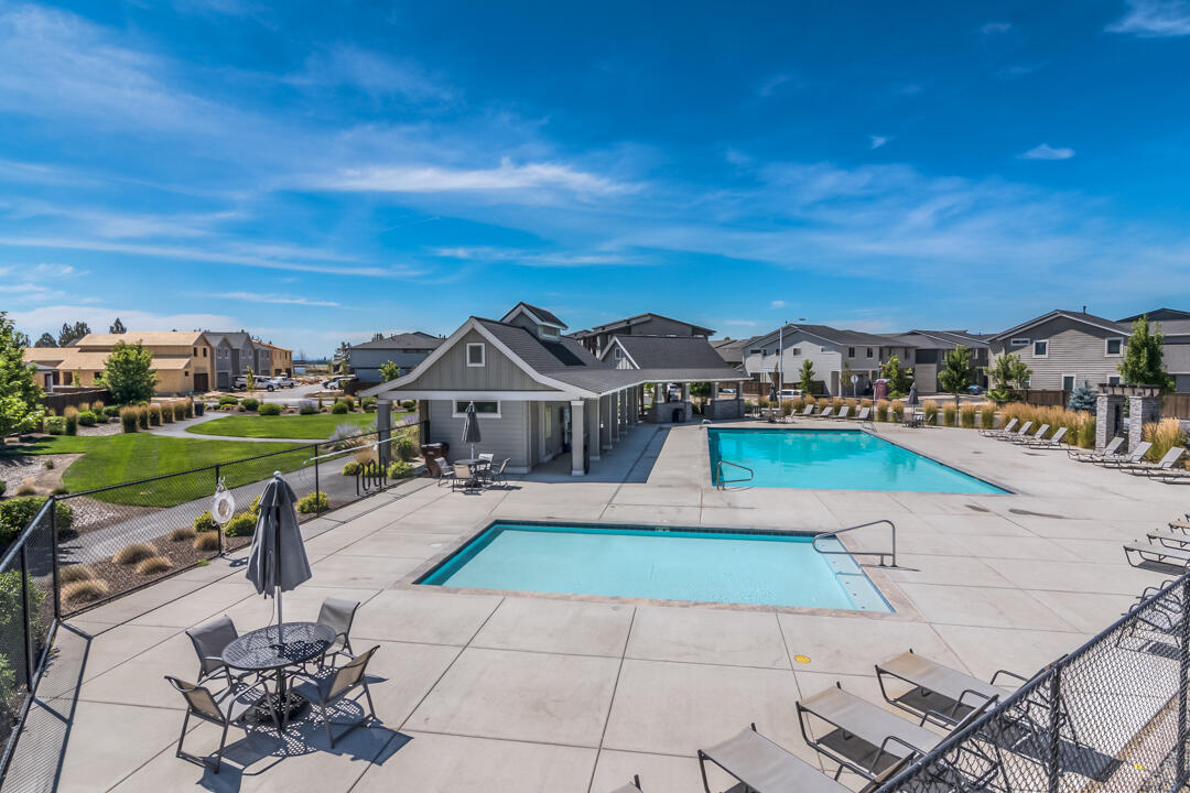 Triple Ridge - Residential