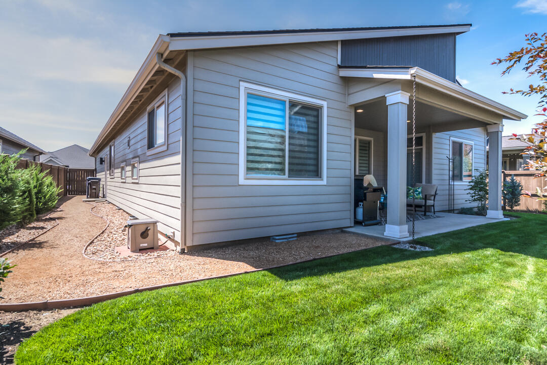 Triple Ridge - Residential