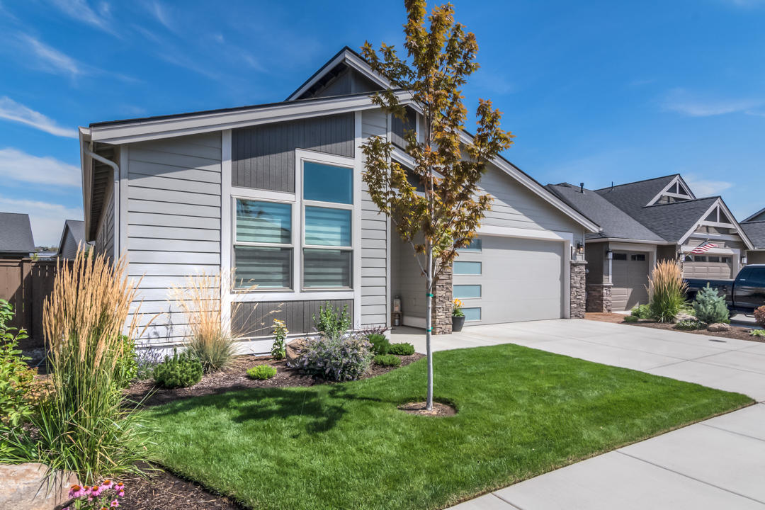 Triple Ridge - Residential