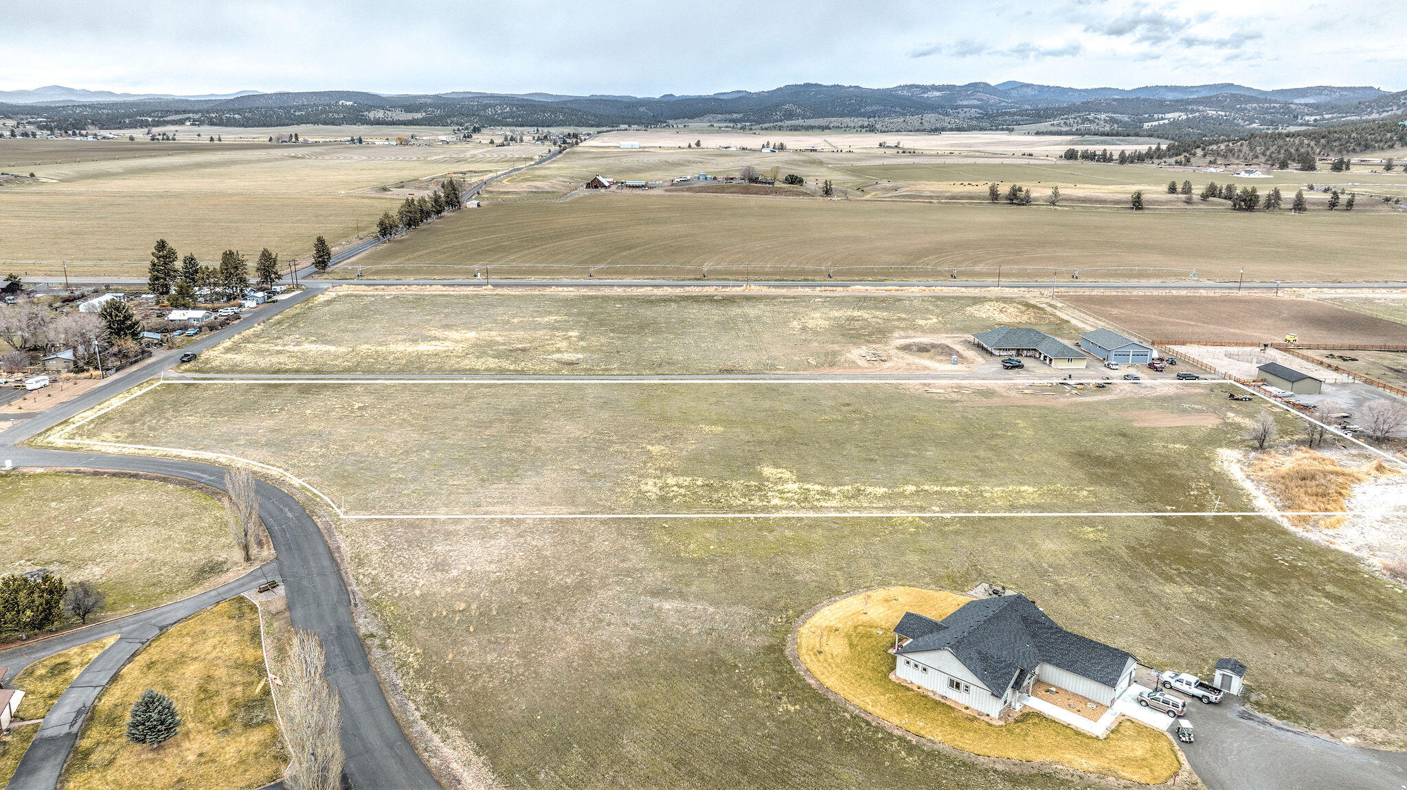 The Est at Ochoco Cr - Land