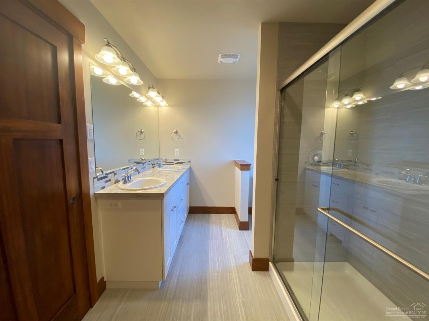 Poco Bella - Residential