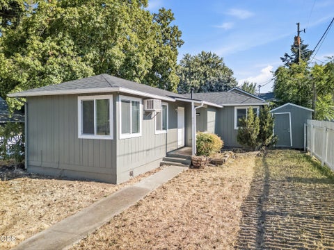 Tiny photo for 858 E 9th Street, Medford, OR 97504 (MLS # 220226753)