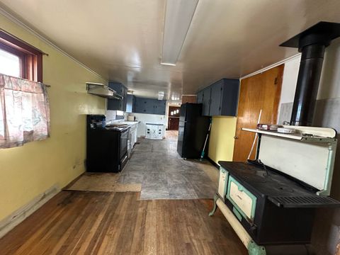 Tiny photo for 103 B Street, Seneca, OR 97873 (MLS # 220214299)