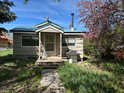 Photo of 103 B Street, Seneca, OR 97873 (MLS # 220214299)