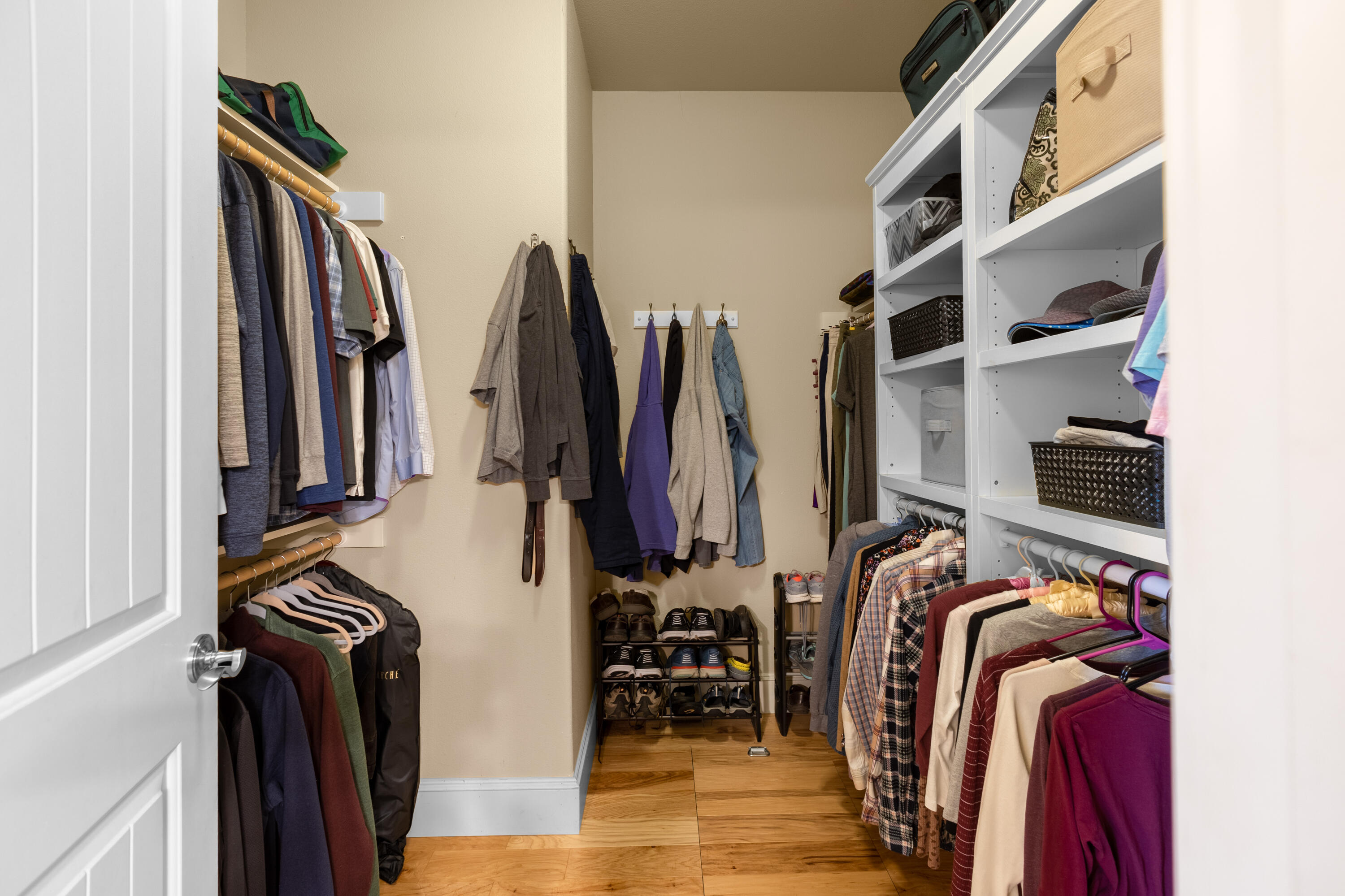 Pine Meadow Vill - Residential